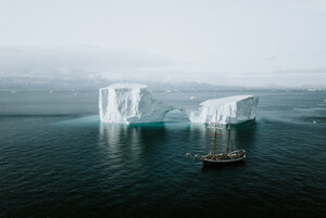 Trans-Arctic Submarine Cable being laid