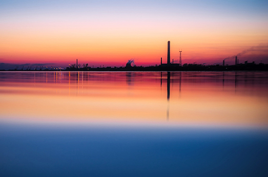 Connectivity & 5G Can Assist in Decarbonizing Industries